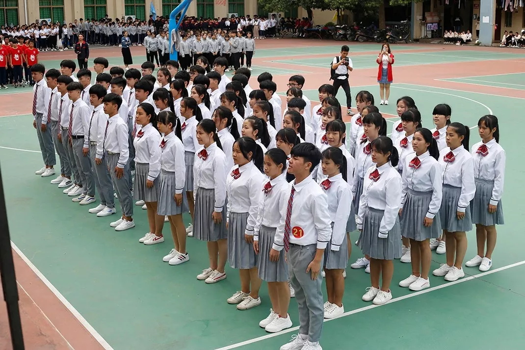 妈，是地震吗？——不是，是东南技工学校在举行跑操比赛(图14)