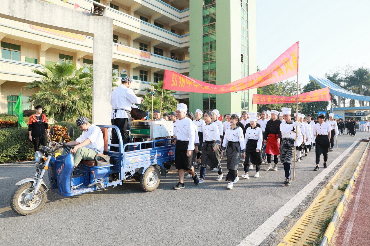 校运会回顾丨运动不止,生命不息;青春飞扬,不负韶华!(图10) 校运会回顾丨运动不止,生命不息;青春飞扬,不负韶华!(图10)