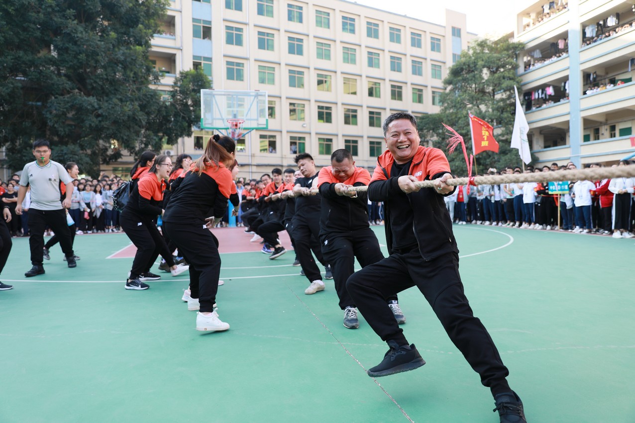 校运会回顾丨运动不止,生命不息;青春飞扬,不负韶华!(图29) 校运会回顾丨运动不止,生命不息;青春飞扬,不负韶华!(图29)