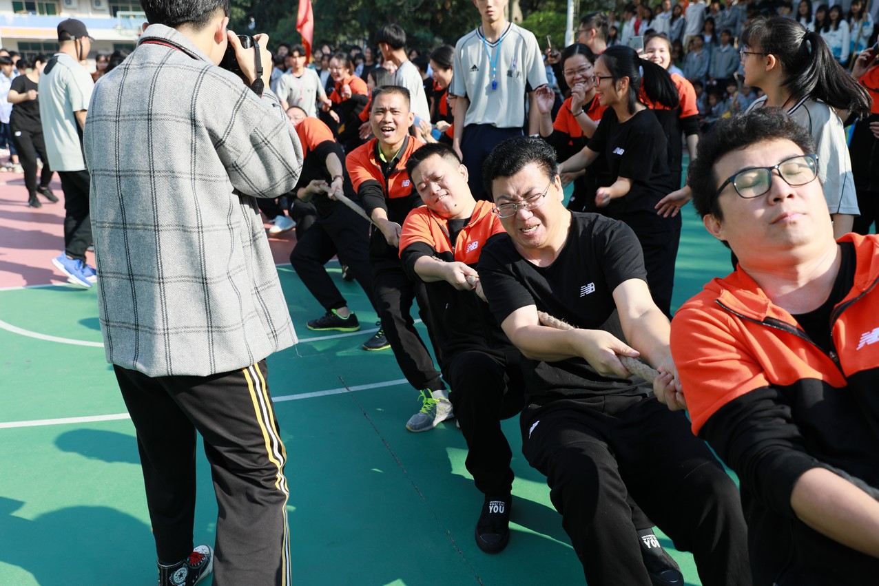 校运会回顾丨运动不止,生命不息;青春飞扬,不负韶华!(图32) 校运会回顾丨运动不止,生命不息;青春飞扬,不负韶华!(图32)