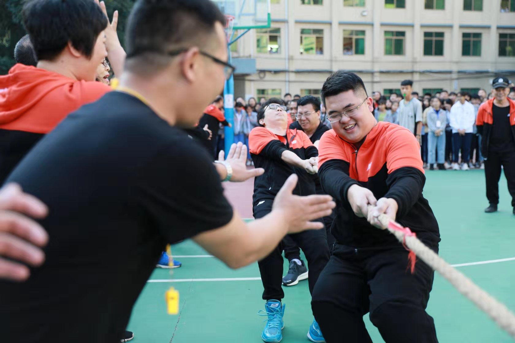 校运会回顾丨运动不止,生命不息;青春飞扬,不负韶华!(图34) 校运会回顾丨运动不止,生命不息;青春飞扬,不负韶华!(图34)